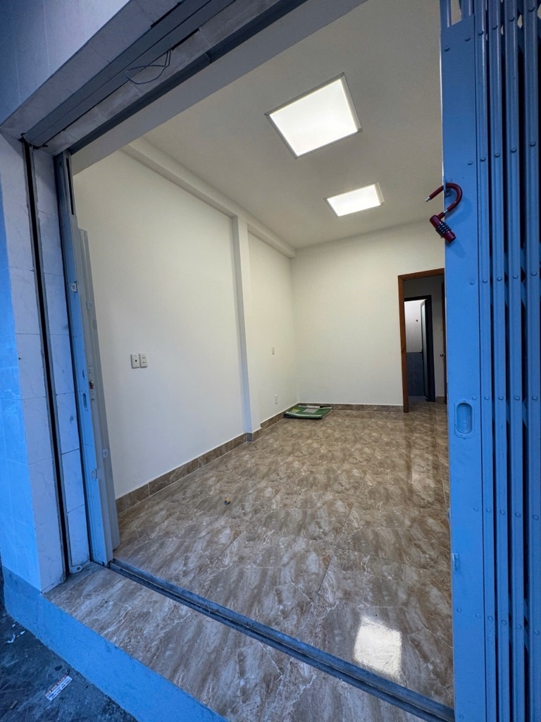 4ct2-BDB6DC1D-mf44c5ra_50_18