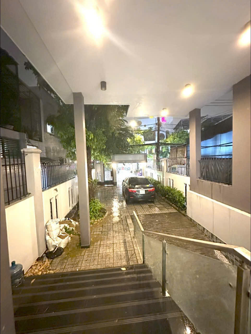 5215d294dcf956a70fe8