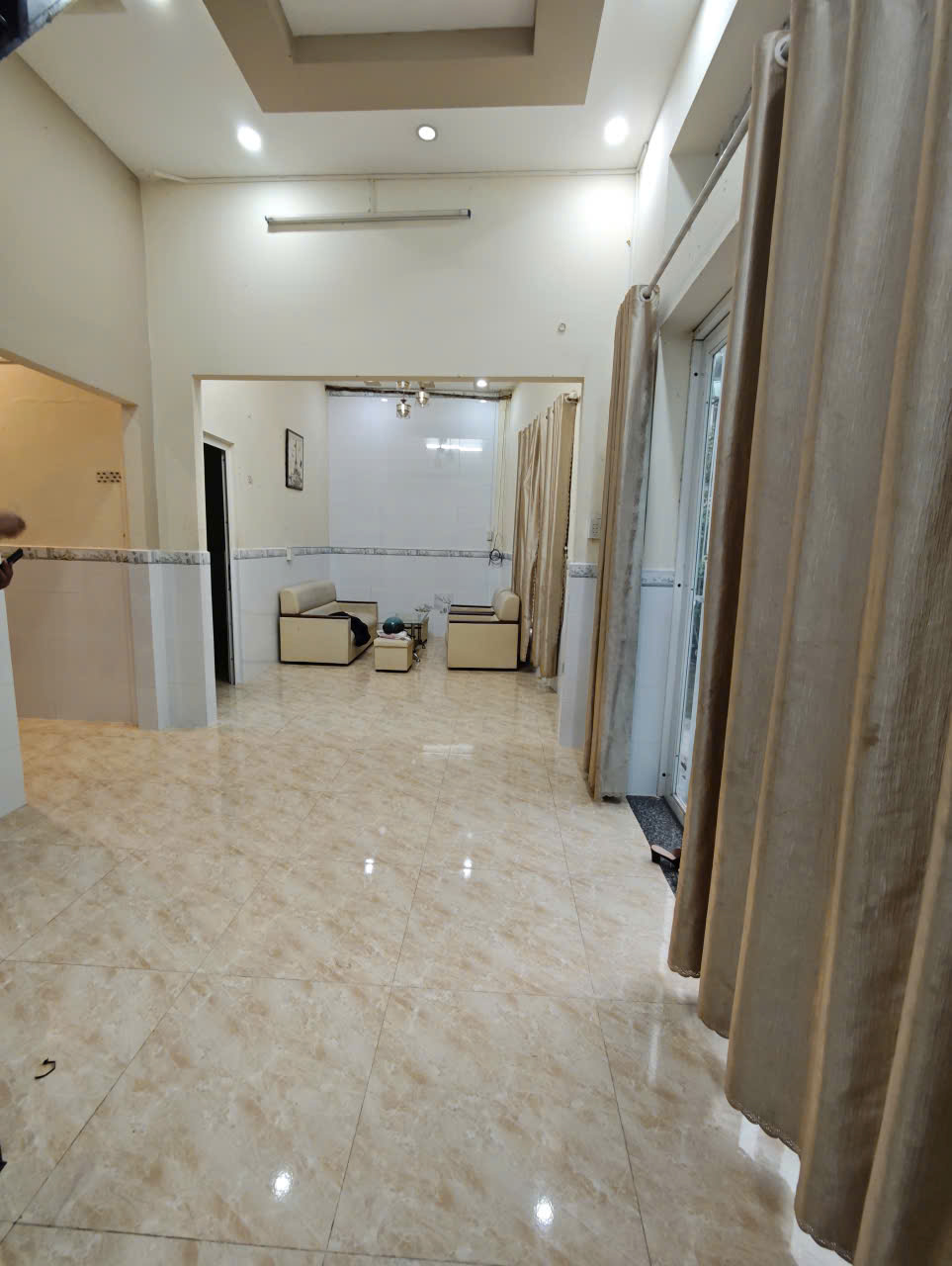 586ff45c4169ca37937812