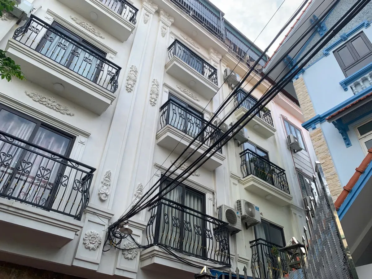 8a960875-d52c-55d4-b1ac-36b5007d2a54