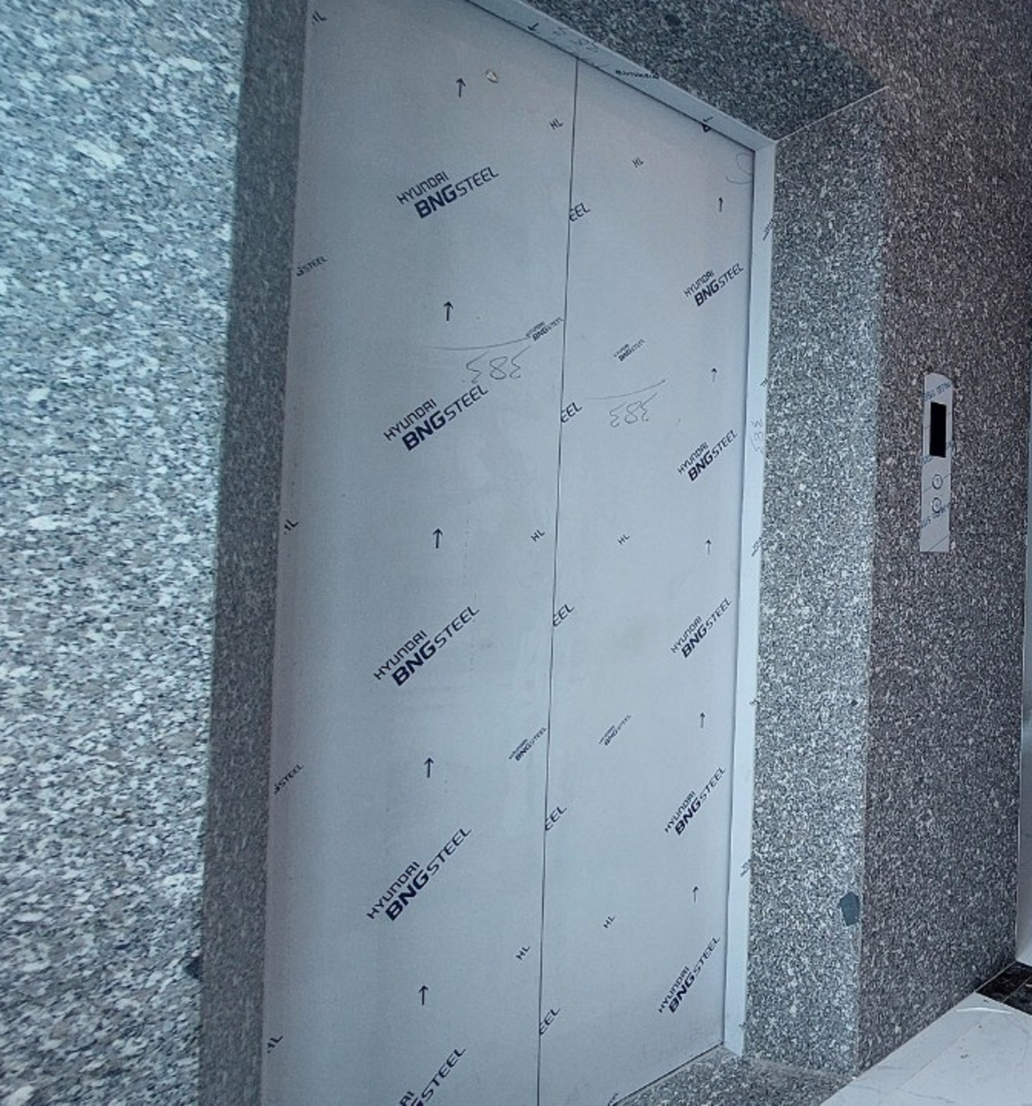 Thang may rieng (218)