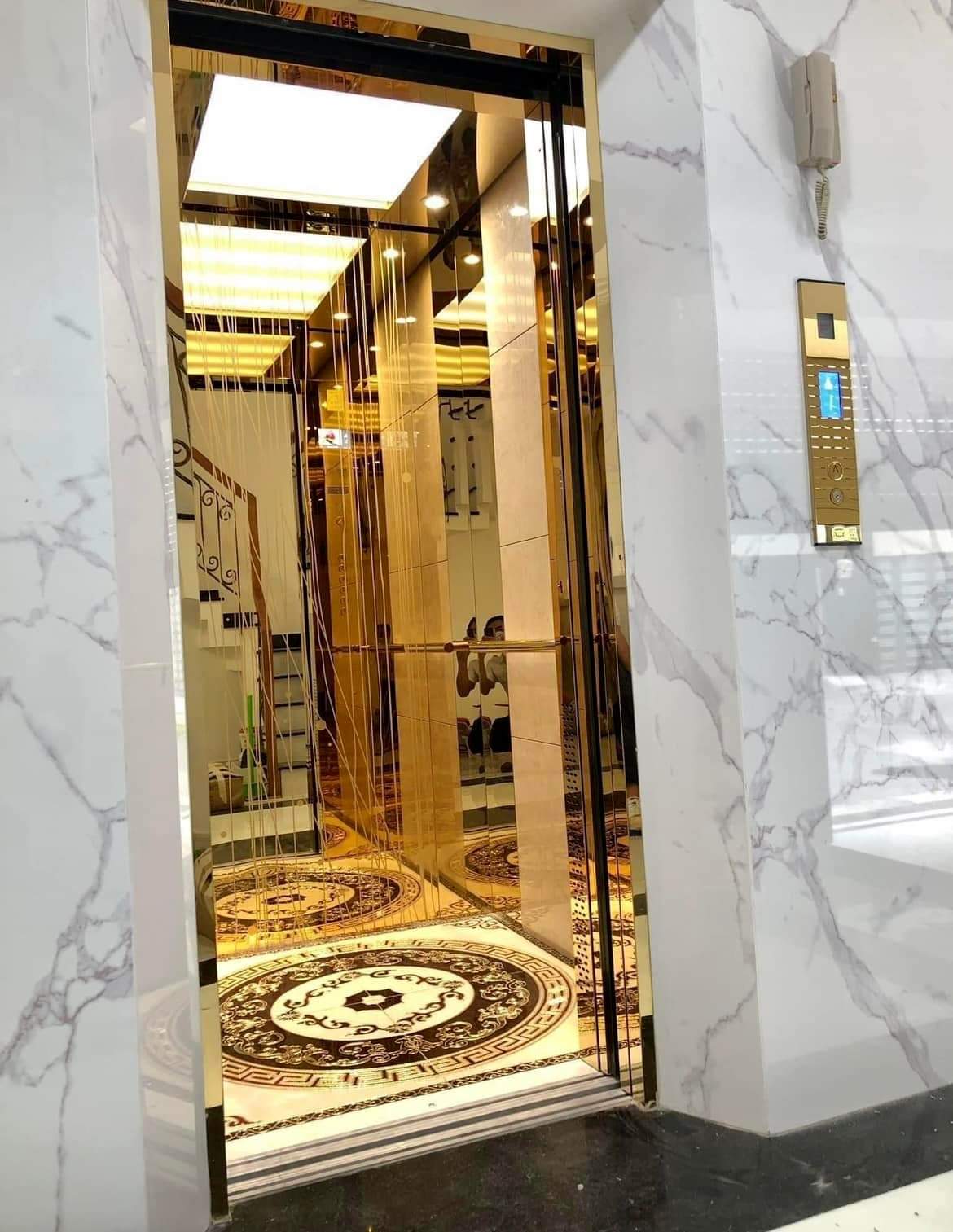 Thang may rieng (218)