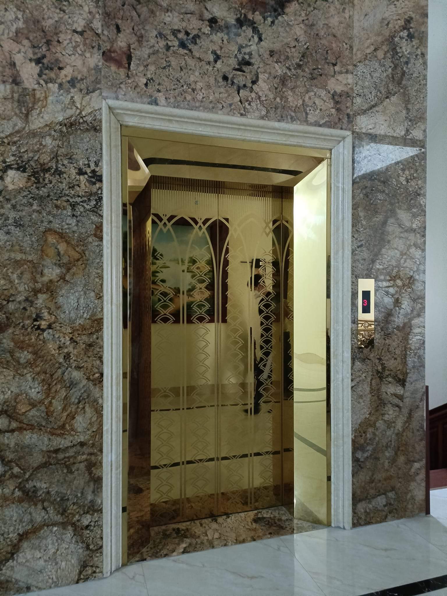 Thang may rieng (218)