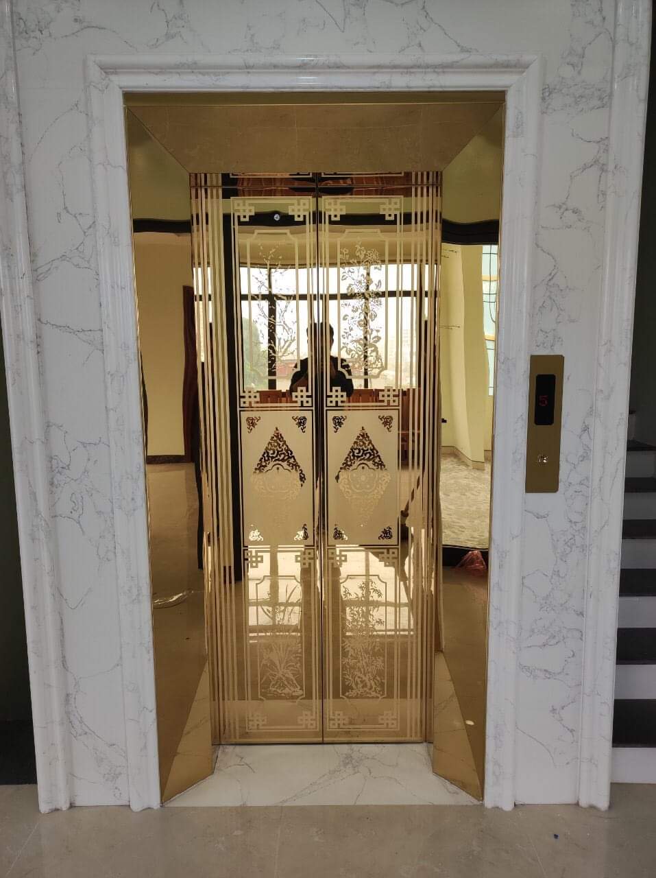 Thang may rieng (218)