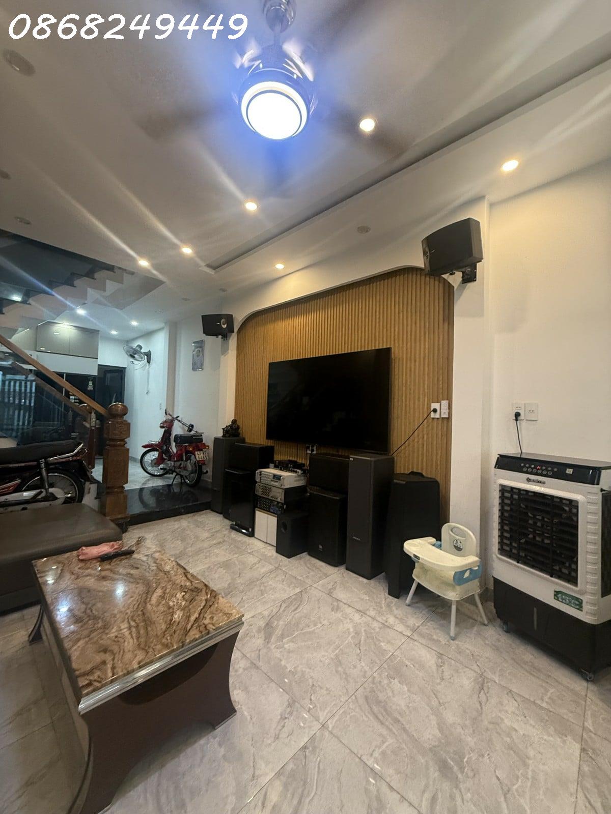 a461f0ce-04a5-43f1-b73e-016d14b0b661