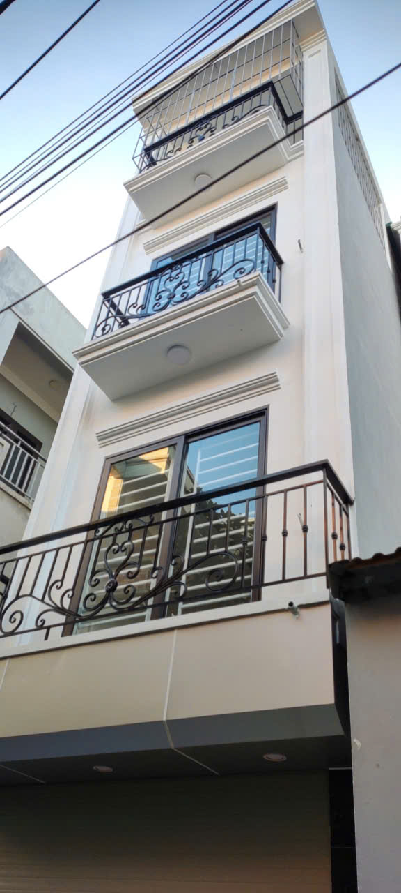 anh nha dai hung 4.3 ty 5.8.25