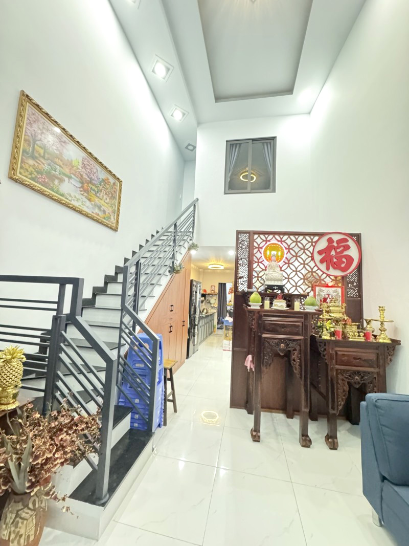 ban-nha-hem-xe-hoi-linh-trung-thu-duc-chi-4-ty (6)