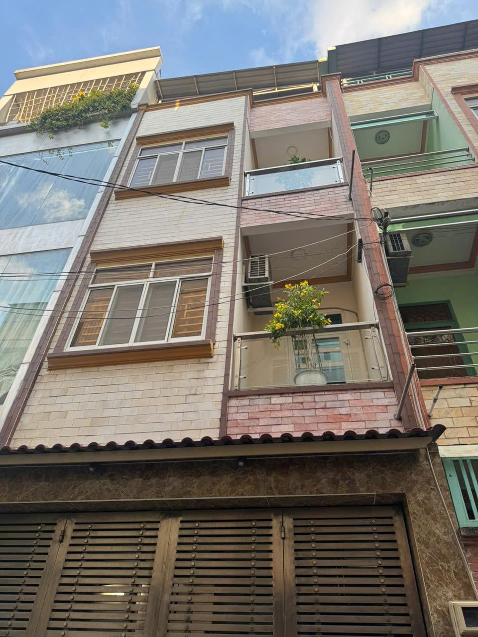 ban-nha-hxh-pho-quang-ban-nha-phuong-2-tan-binh-0707318818-1