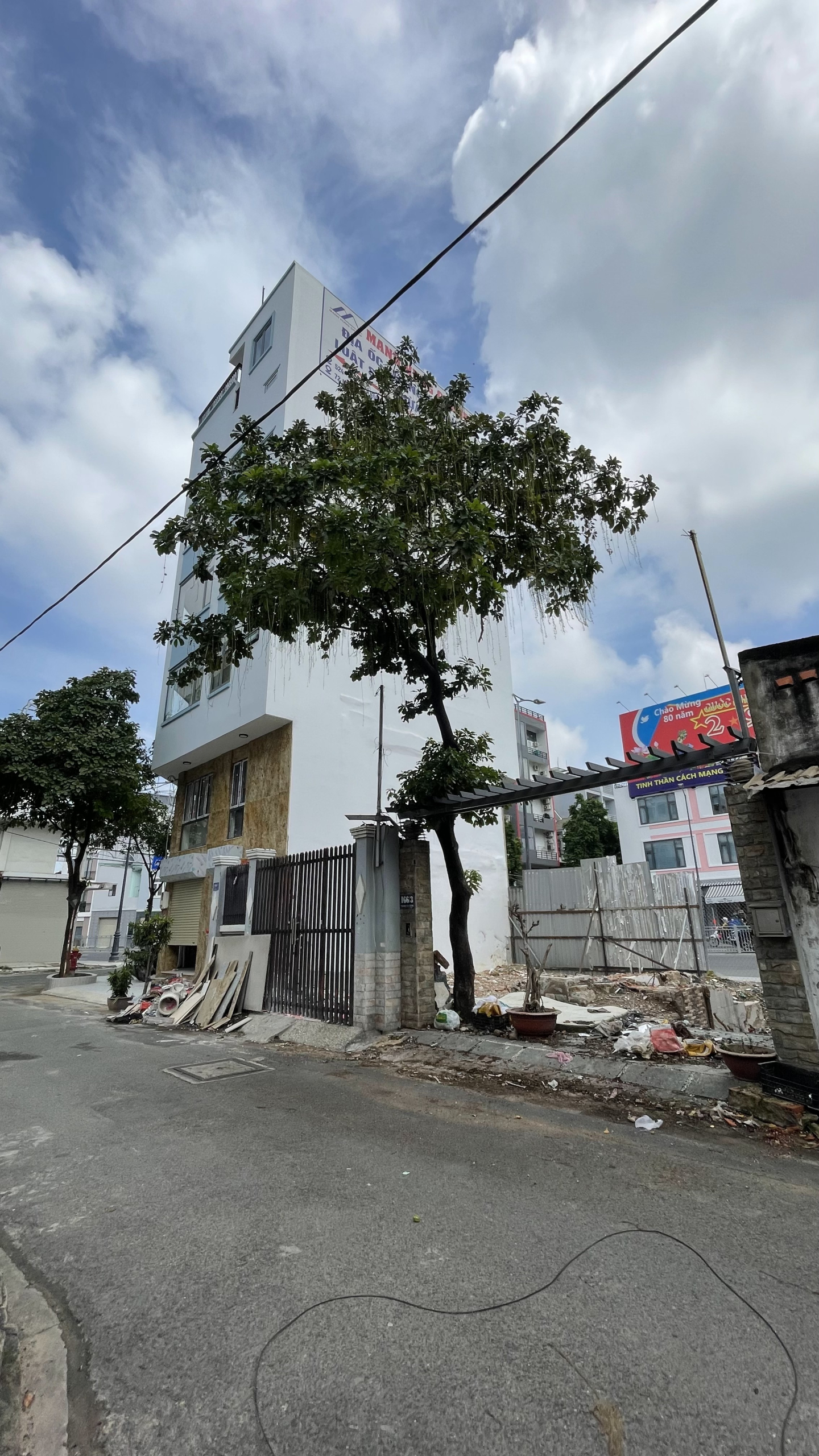 ban-nha-mat-tien-san-bay-T3-tan-son-nhat-quan-tan-binh-9