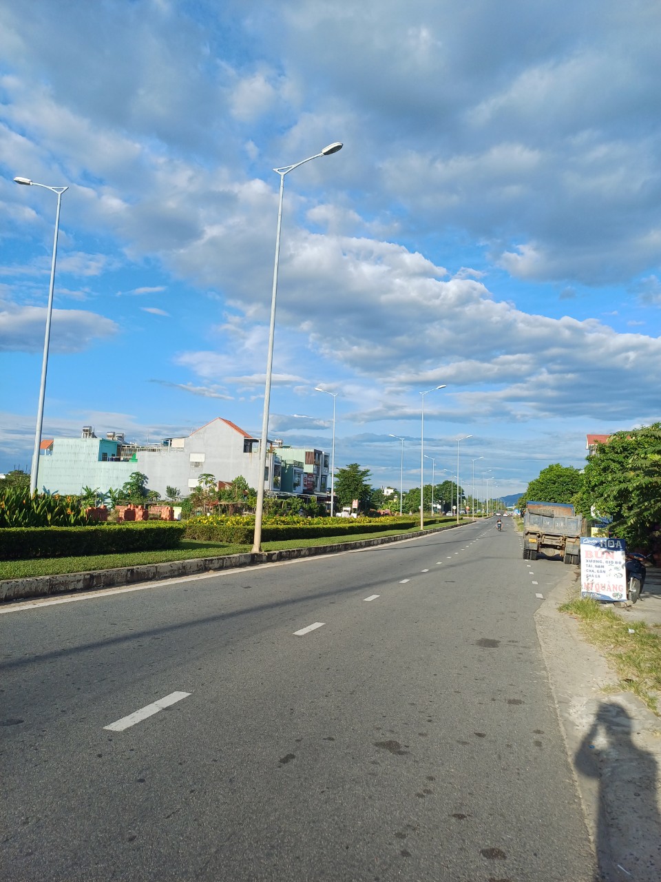 dat-nam-ky-khoi-nghia.j