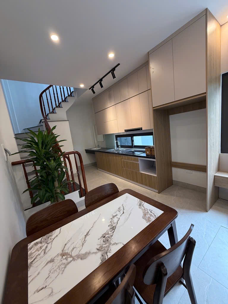 e5927887-2aa7-4591-9be3-86eb733de1bf