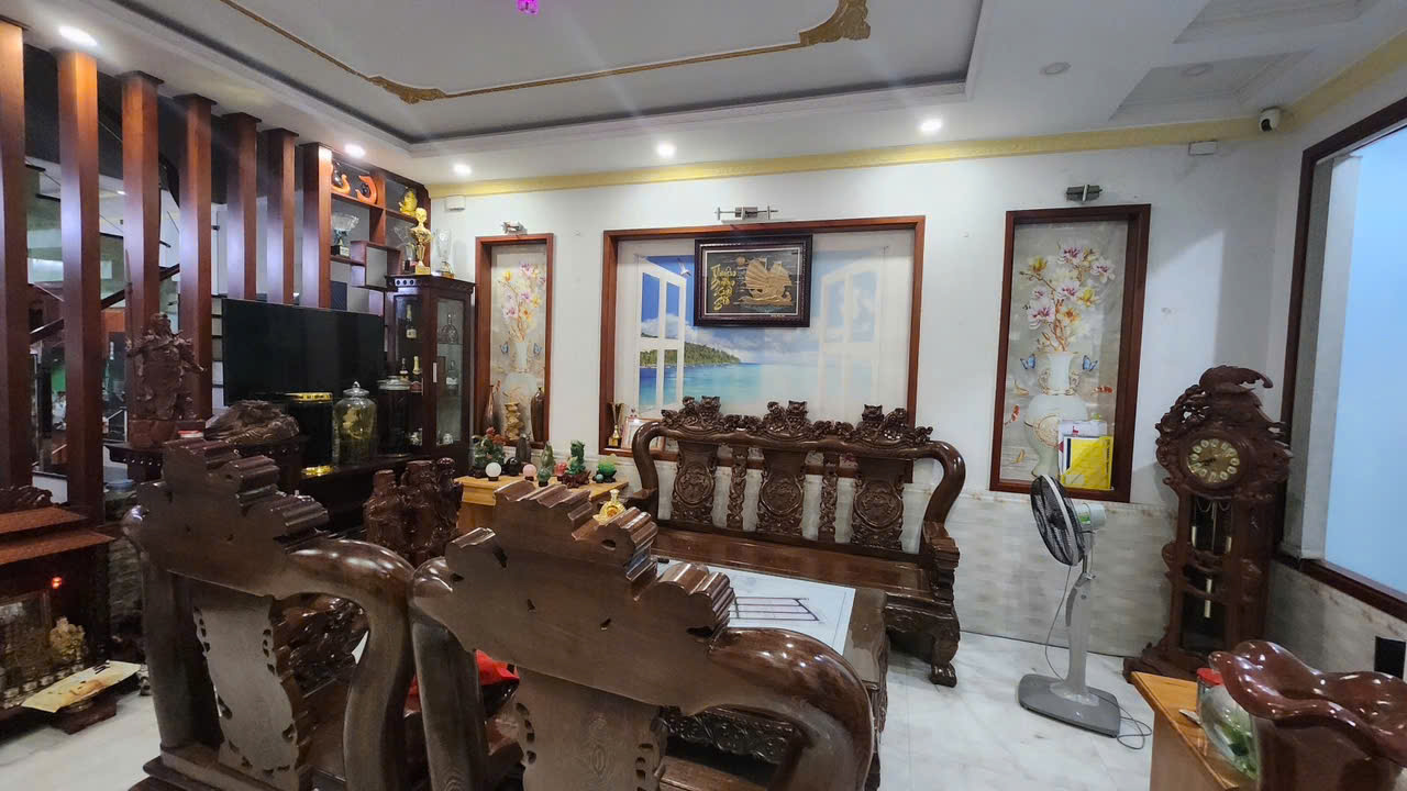 gen-h-z6974658324238_009_dae01dba55c7ee08e7d77a9197792c7c