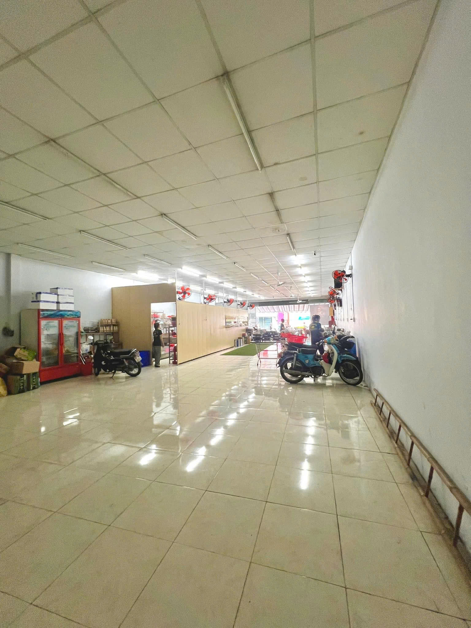 gen-h-z6975849294911_d819249a75d530706a8213e1ae23d783