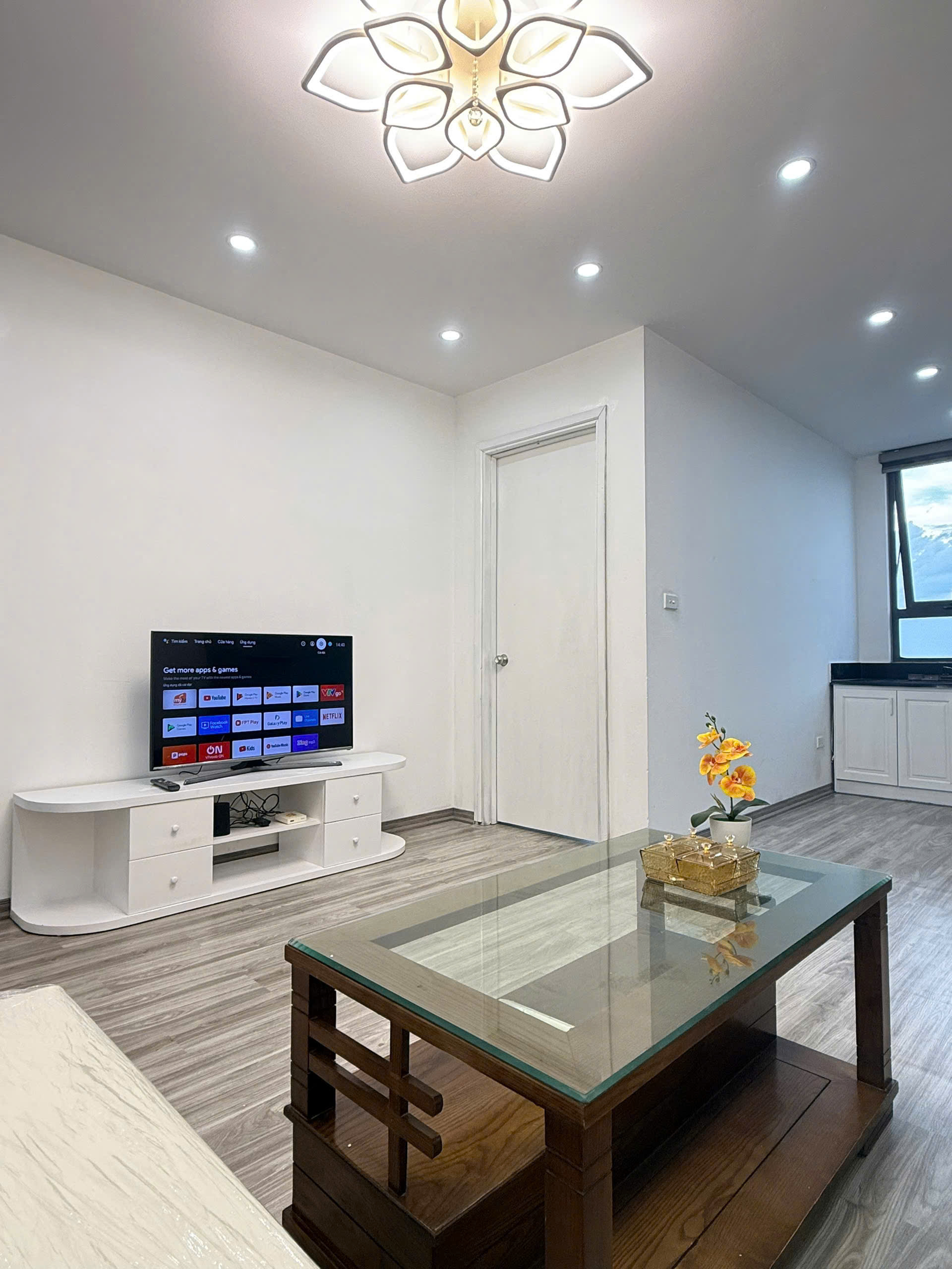 gen-h-z7026350810597_722603a8201dc754ac58c6f9b5827f34