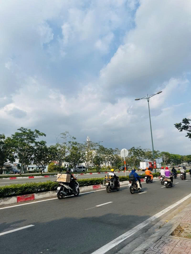 gen-n-z7029326469528_668c148d87ed896e181c1f4f41c10360