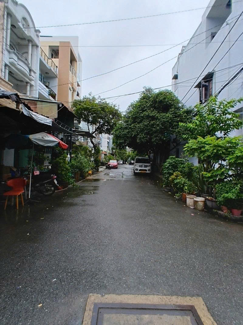 gen-n-z7040477183700_c3800871212be6d74e8e00584608db5a