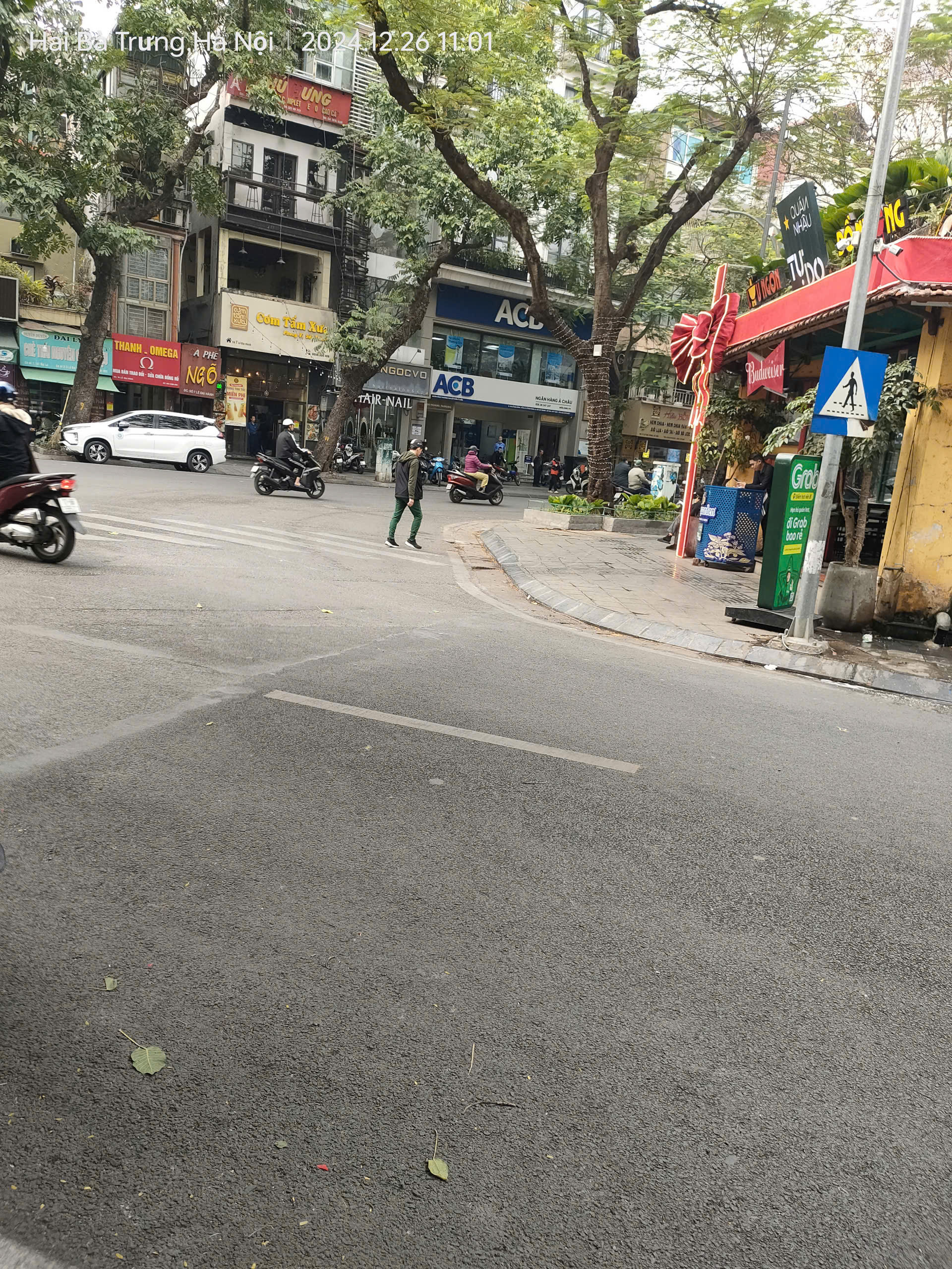 z6213852578763_dbe1aeaf4994ba8dc12220ac1c898110