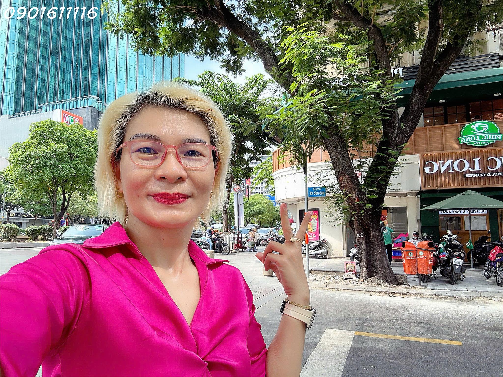 z6597117325652_00f858bd5e6787816dbfa18bd75f7f29