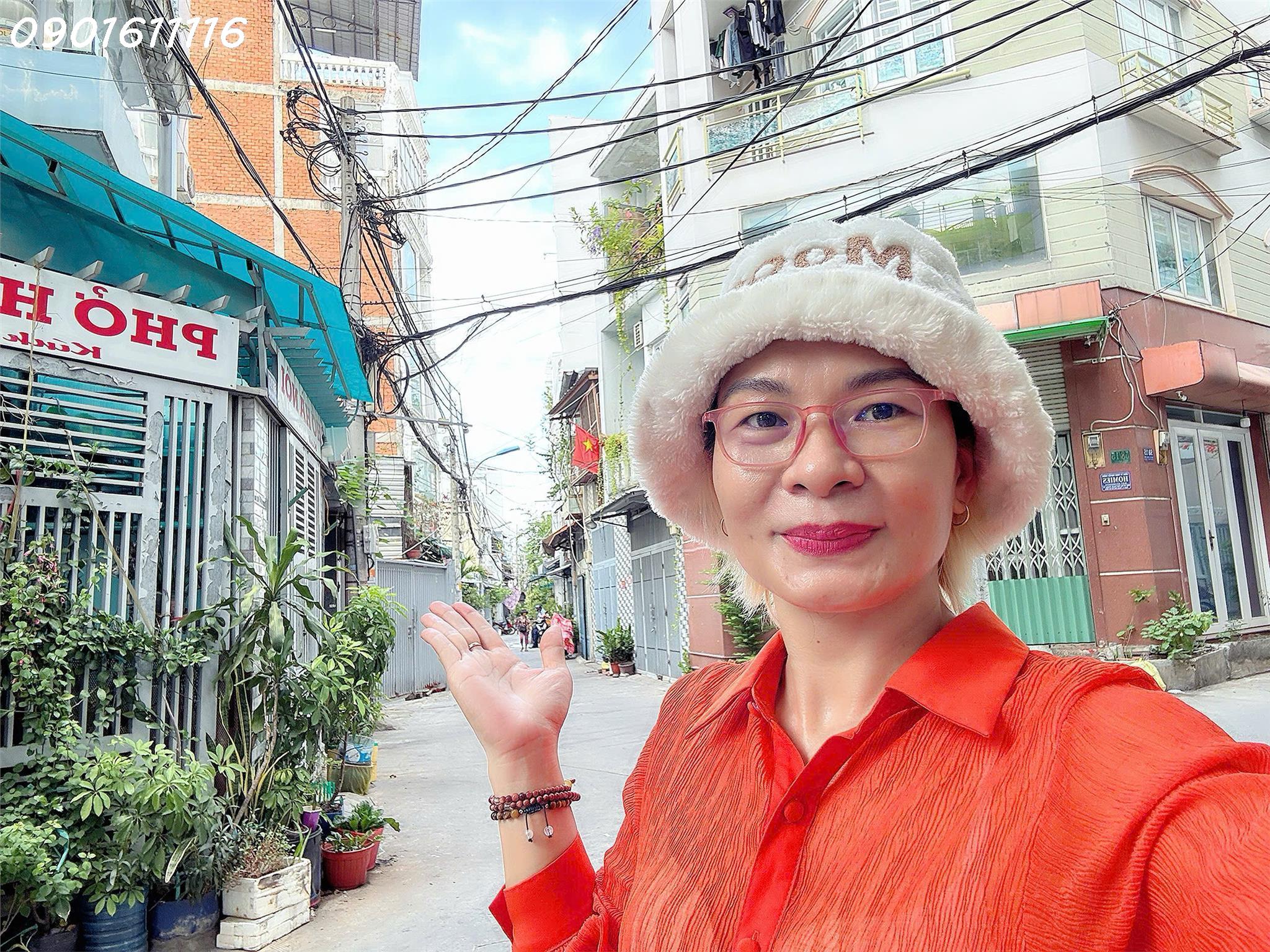 z6620918722776_ed541e9656d53b9df755e96dc7cd81e0