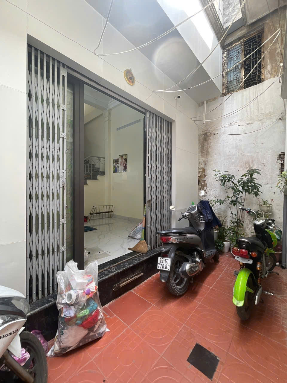 z6670384378138_c2be236d6010193374a483e2f2f32144