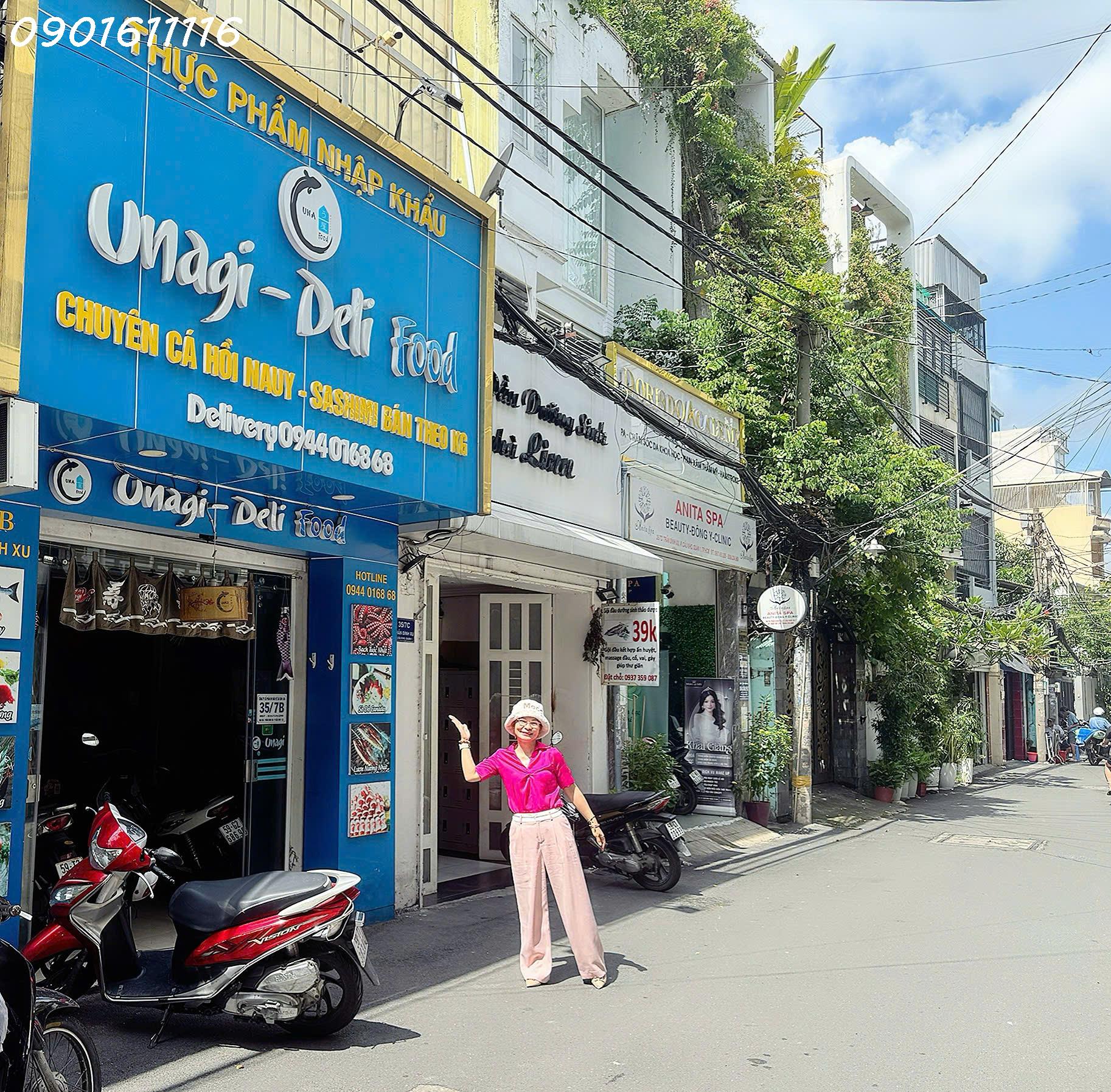 z6685550637872_de811c4abcfc8eb10245f79f846db150