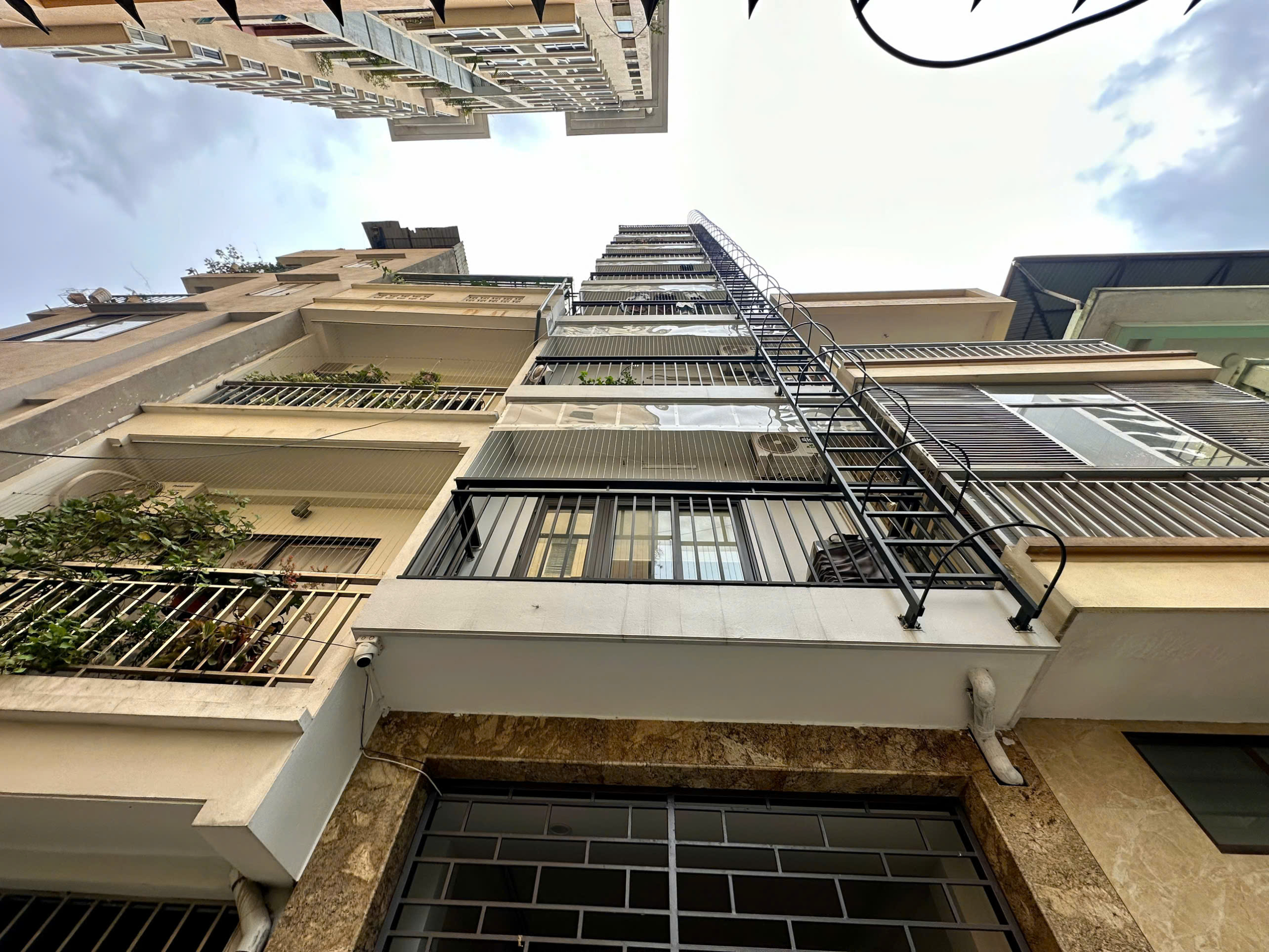 z6788357621200_c028371383bbc04e2f9717e7ac6c79c3