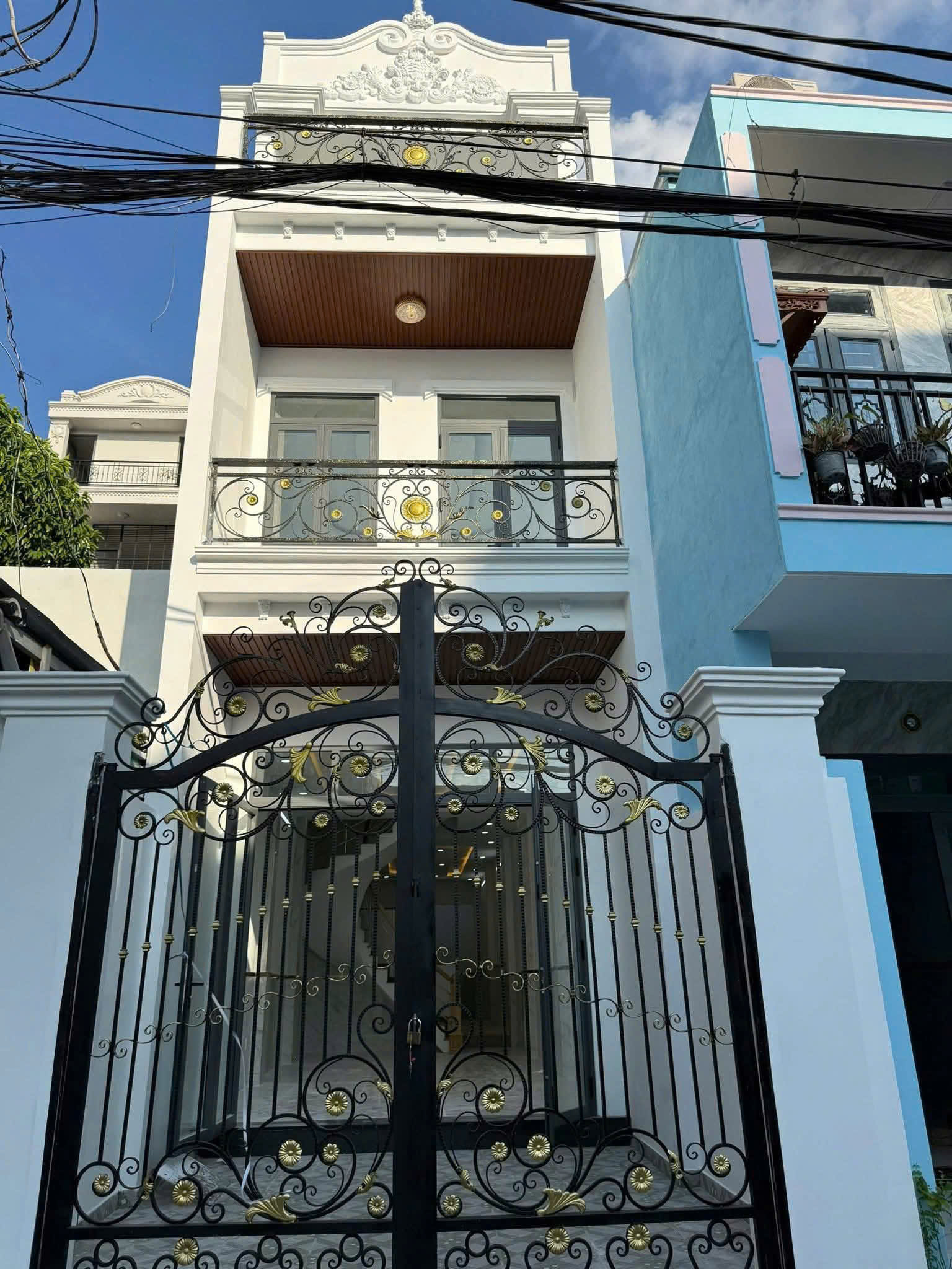 z6962033240511_2b57000b2b35e09df98fecbfa36e85a5