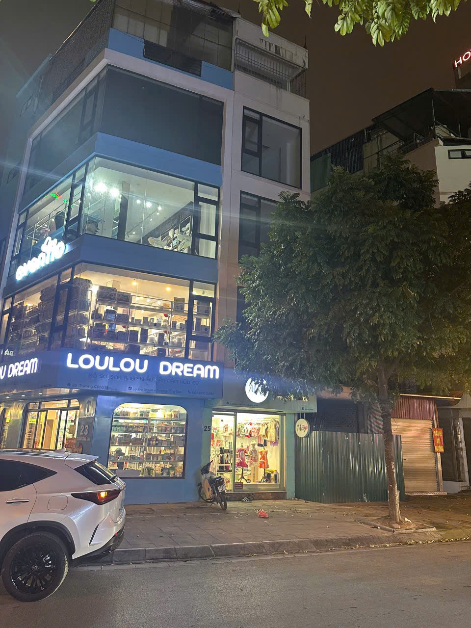 z6963325628883_40d515f6087de5cbda58d9d618389eaf