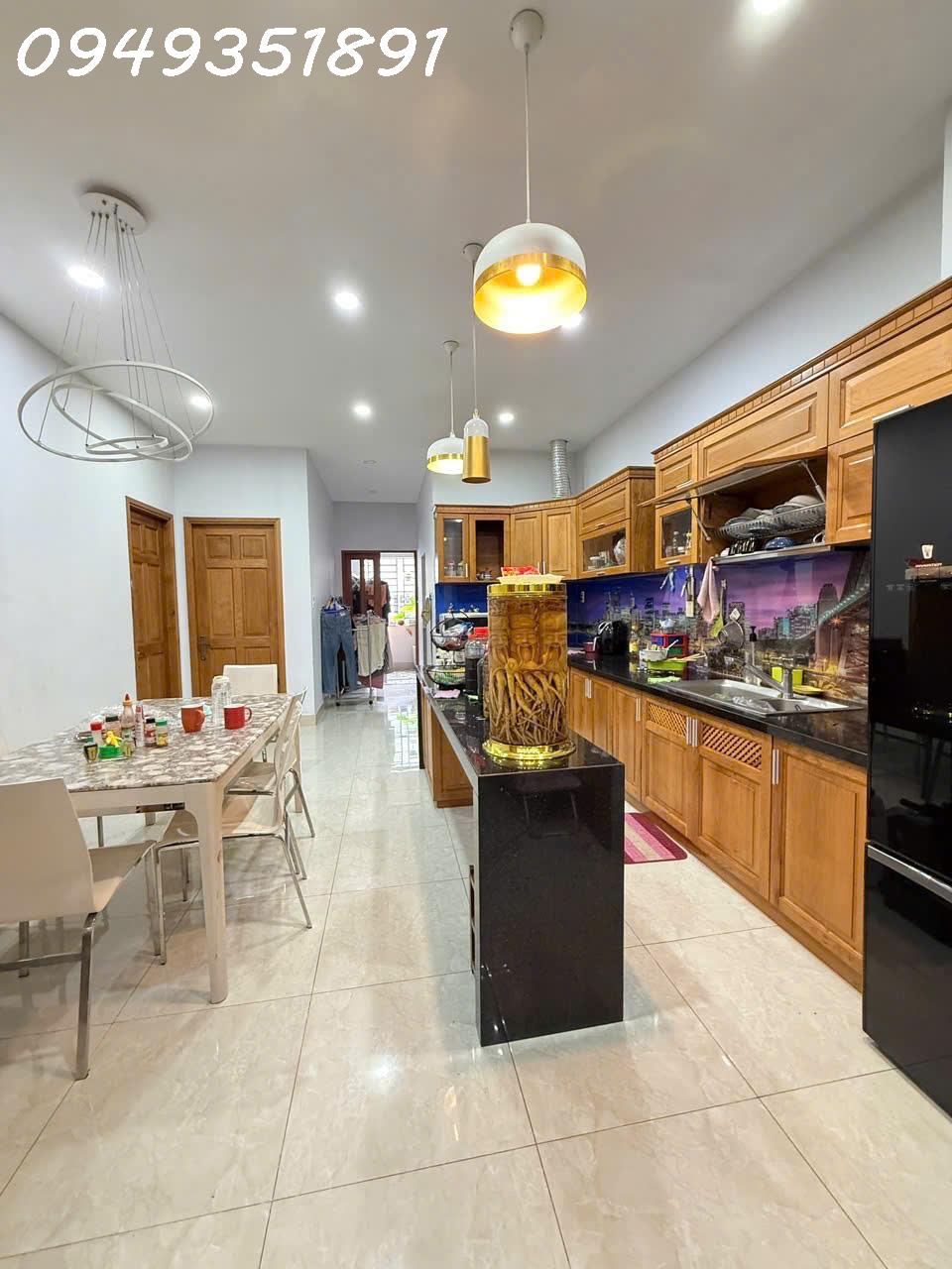 z6967520762644_85565799ba180dac9fad7d6d6f89047a