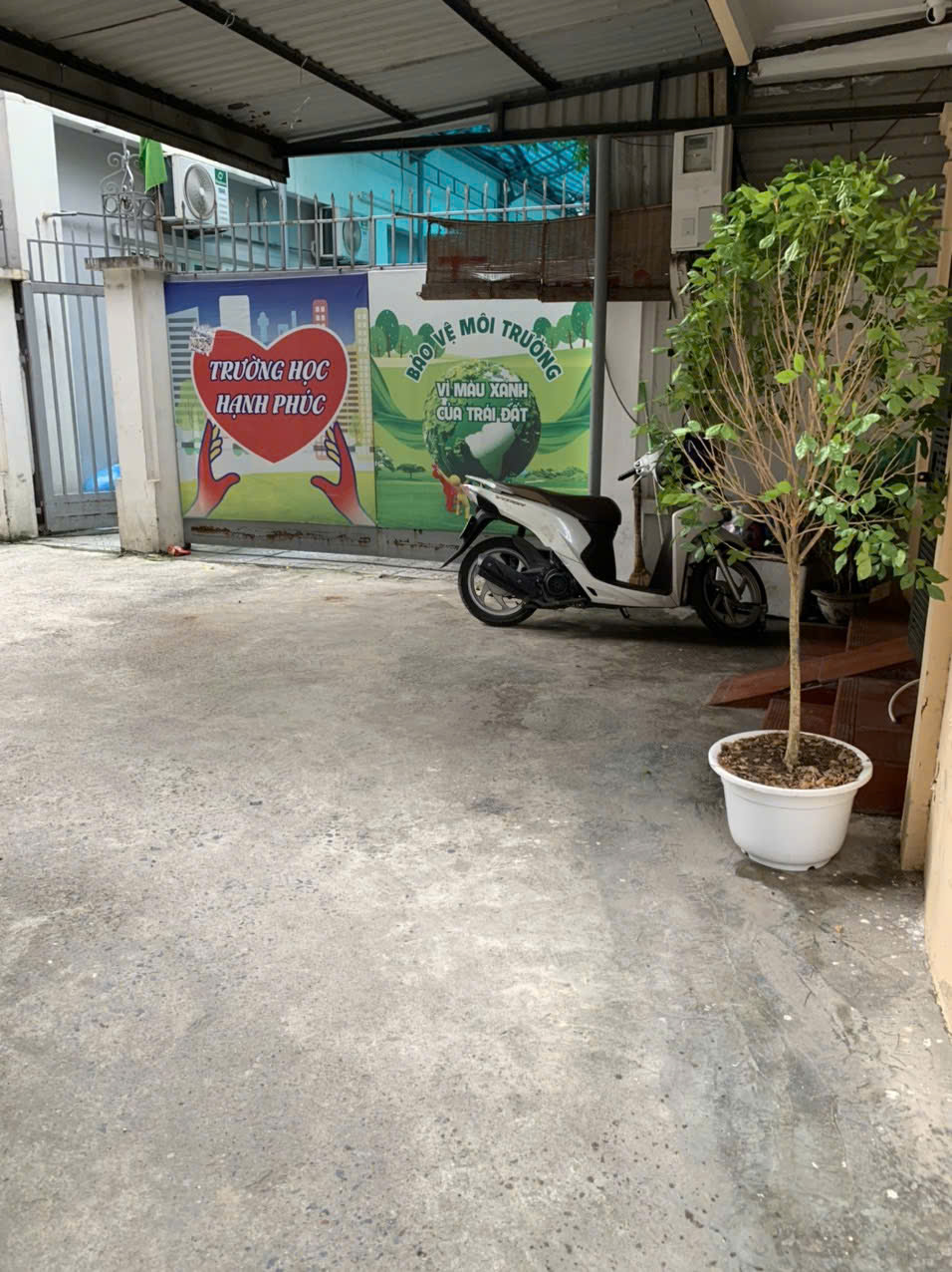 z6968778957114_ed83562755e2fc0bebc9a670150d9edf