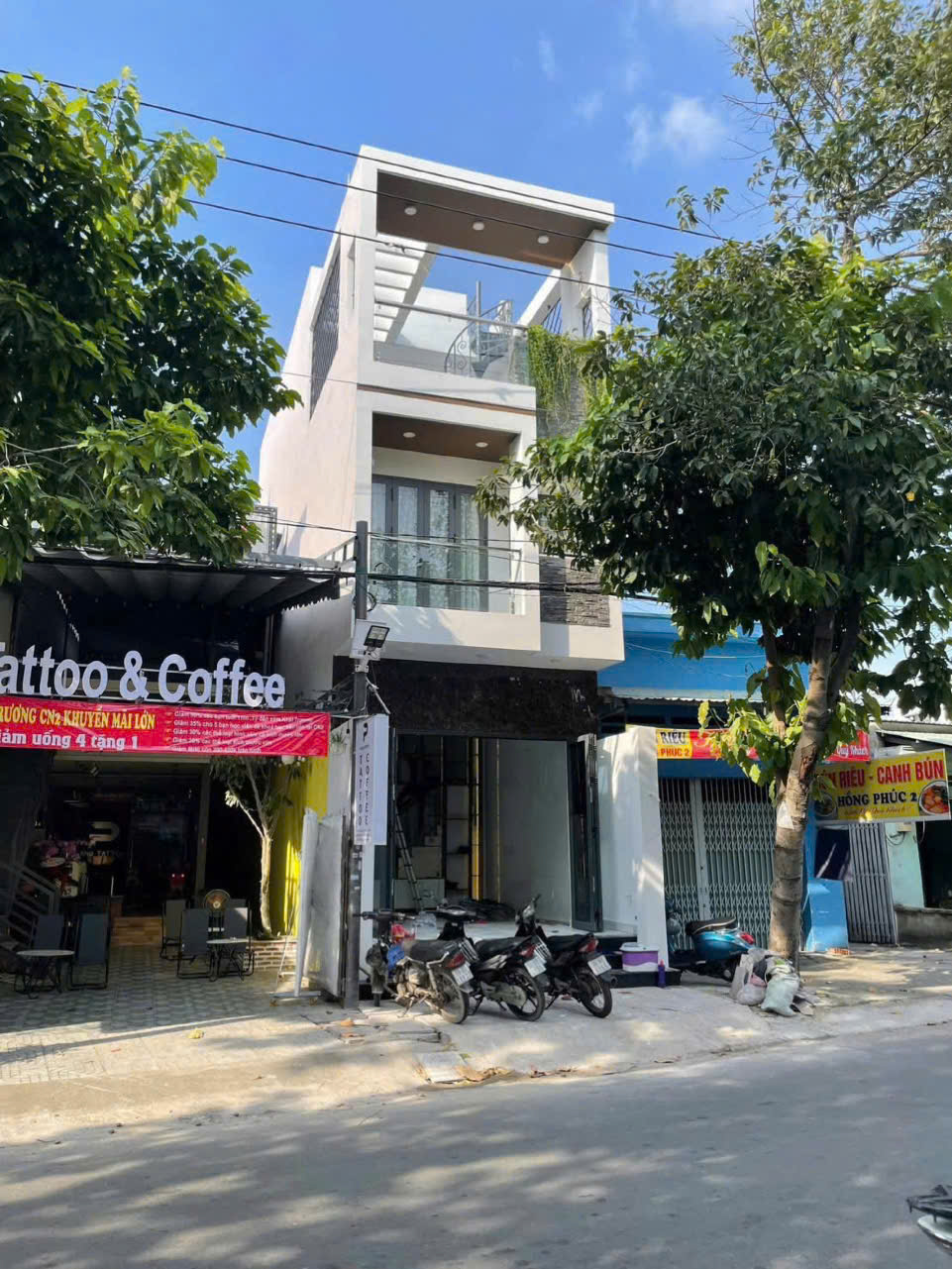 z6974072755653_7f3e8cdfa6e429867e56dc1cc83bbb13