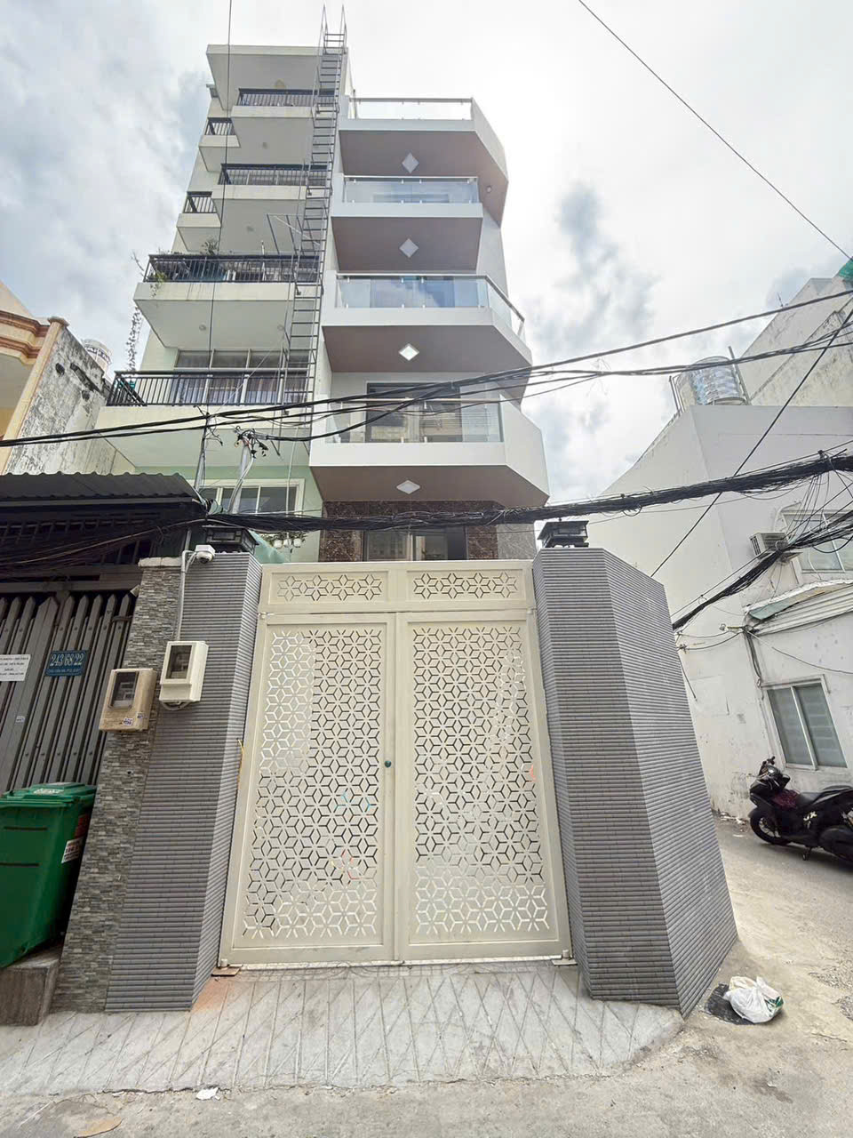 z6977564932918_7b266efd4b49baa6dc8bfc7749deda4b