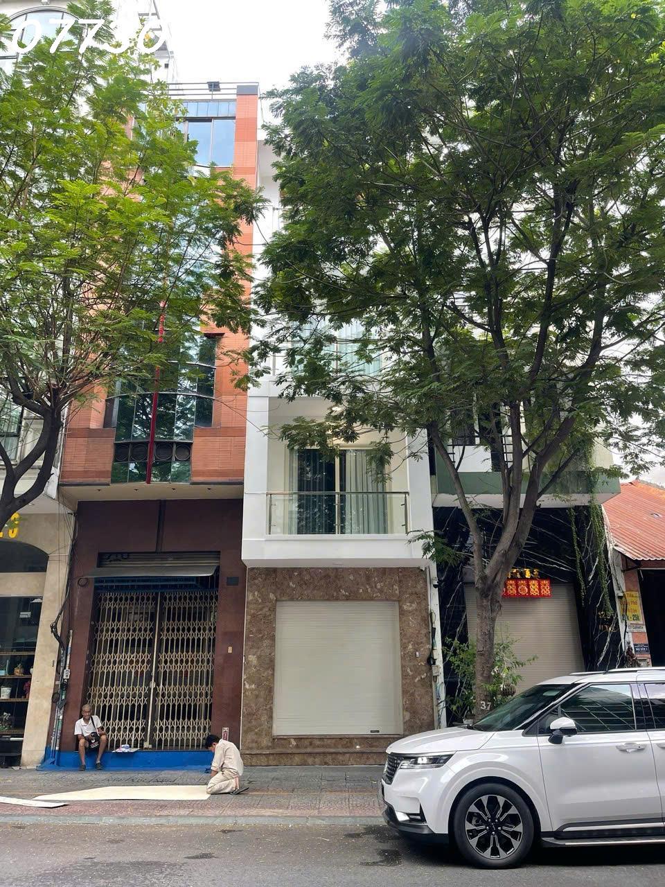 z6979041219081_8d366aa7b6e46a112bafceed47dde382