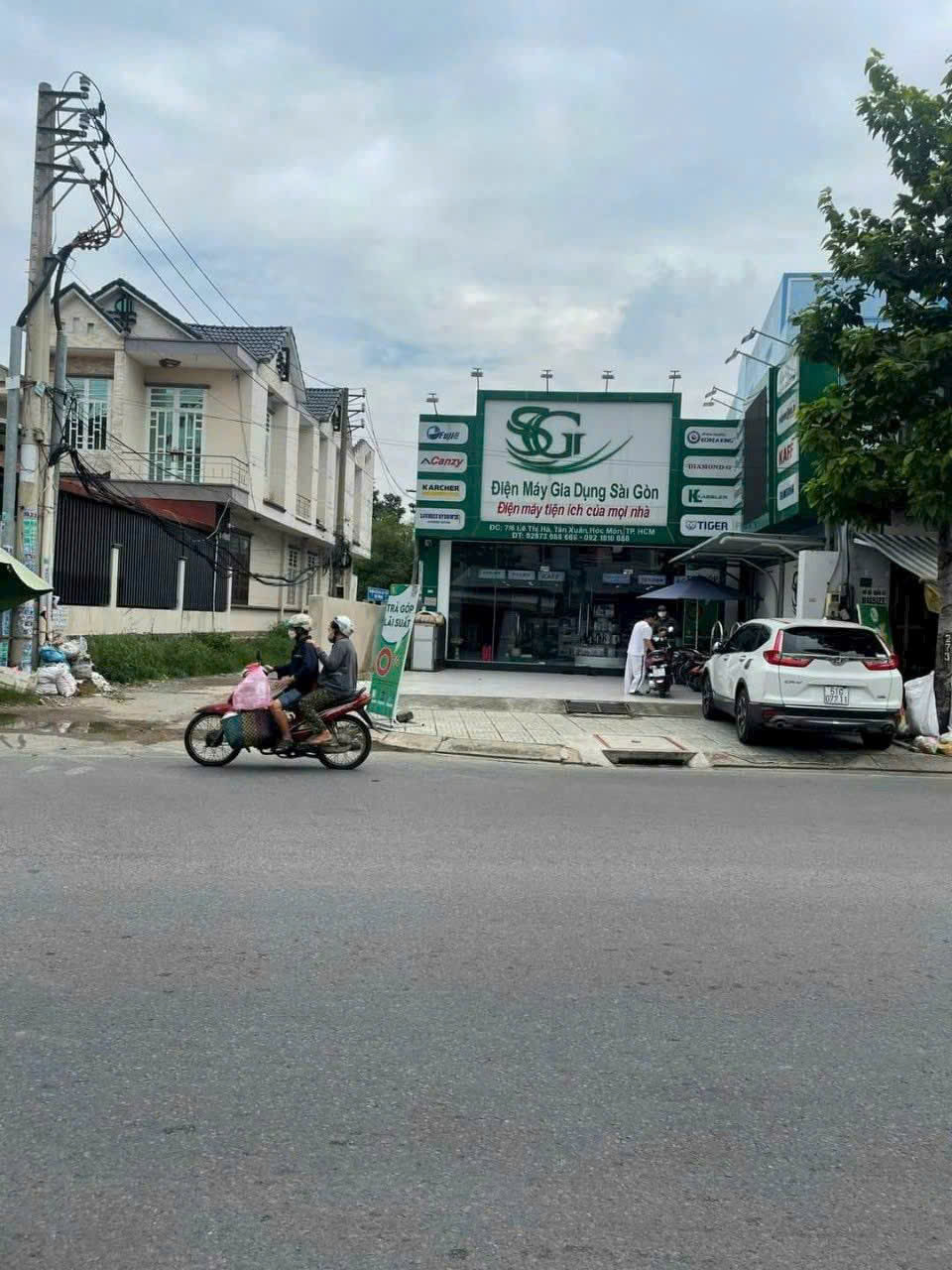 z6984446858543_8306629fcb3259c67ffb25d1d782fe5c