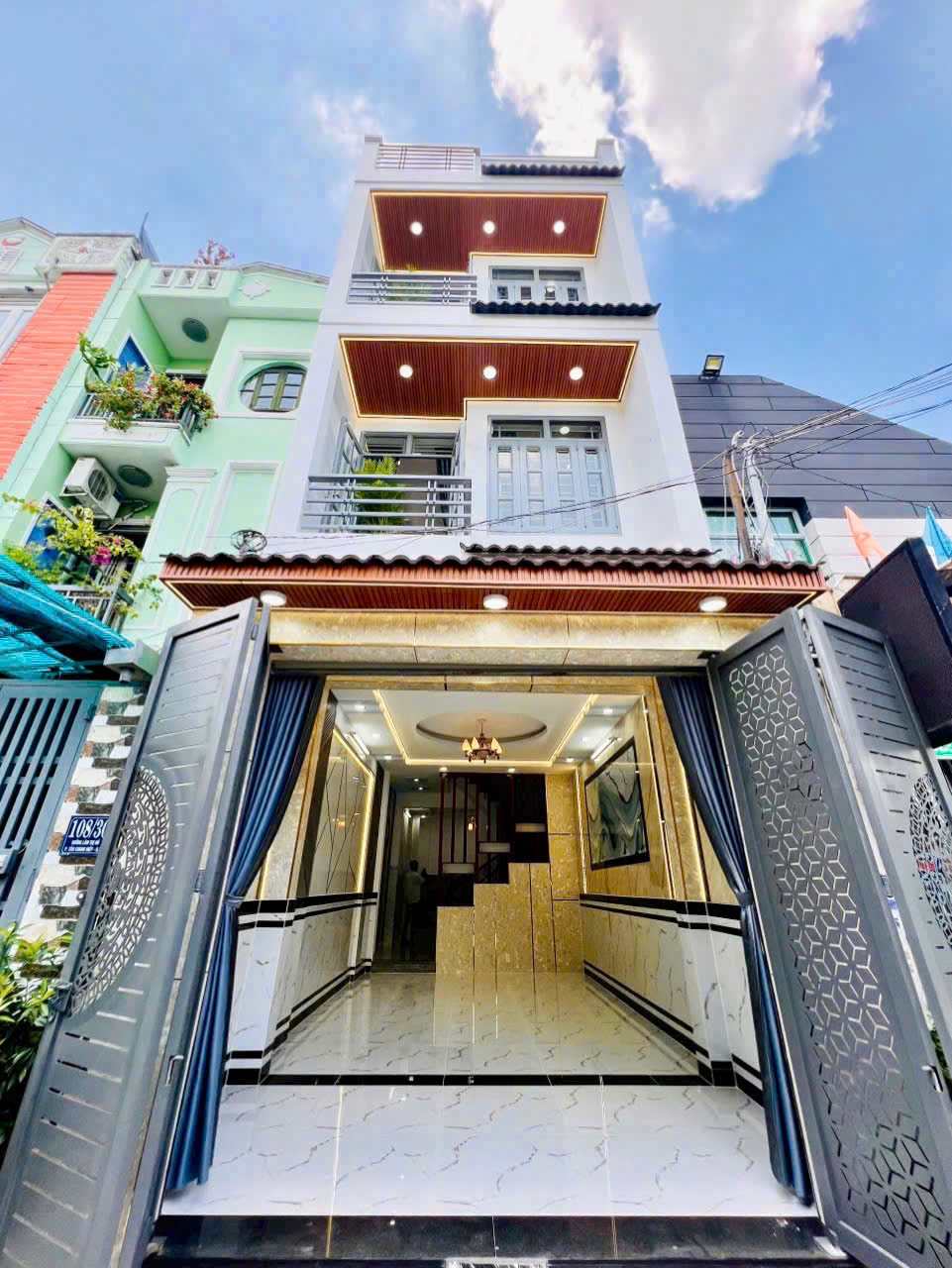 z6986917484991_65a99b13265a5e55356bce4a576c8d0f