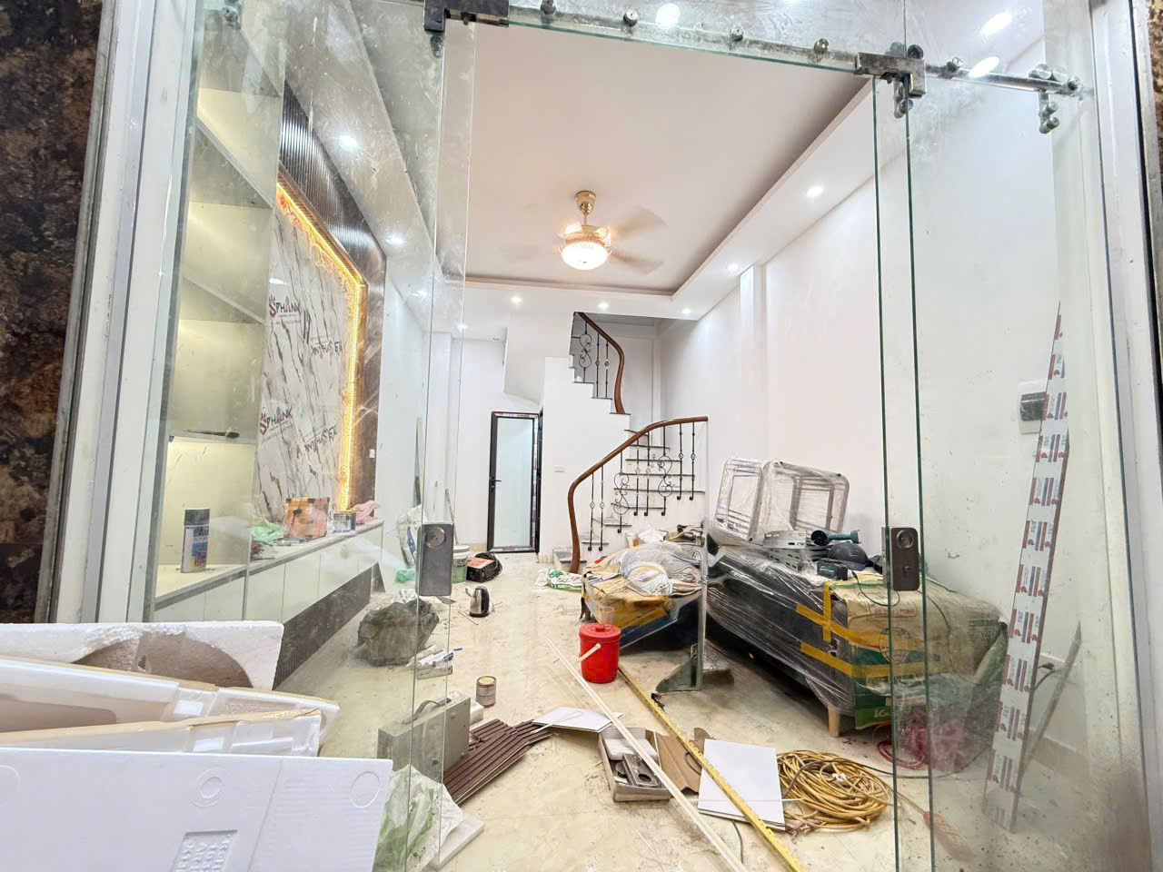 z6987030495351_5203d34b4a0cdf75cc665804a4f09658hs