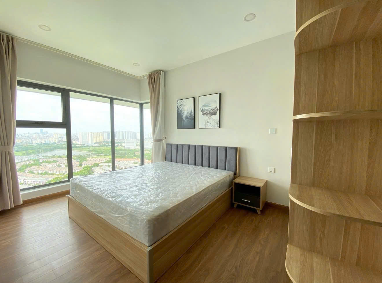 z6989614445355_9205eb2d197a53faf8bd2be01b9382b5