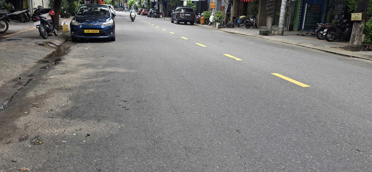 z6992610064757_63189feecdfaee091bc92c3b44babe33