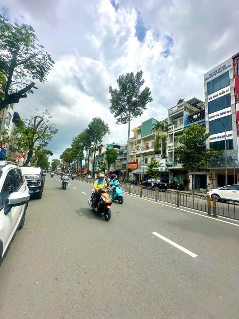 z6996233927469_162d607da31c5846d824823db878f147