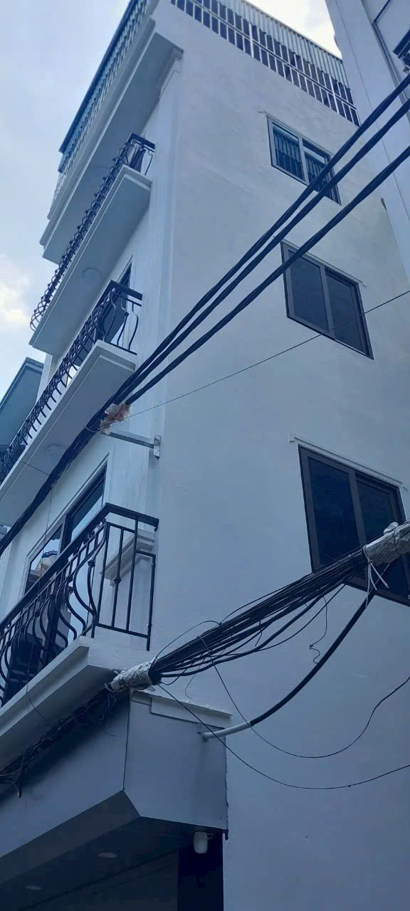 z6997097541207_6594ad9449c7ca036777bcaadb6f5918