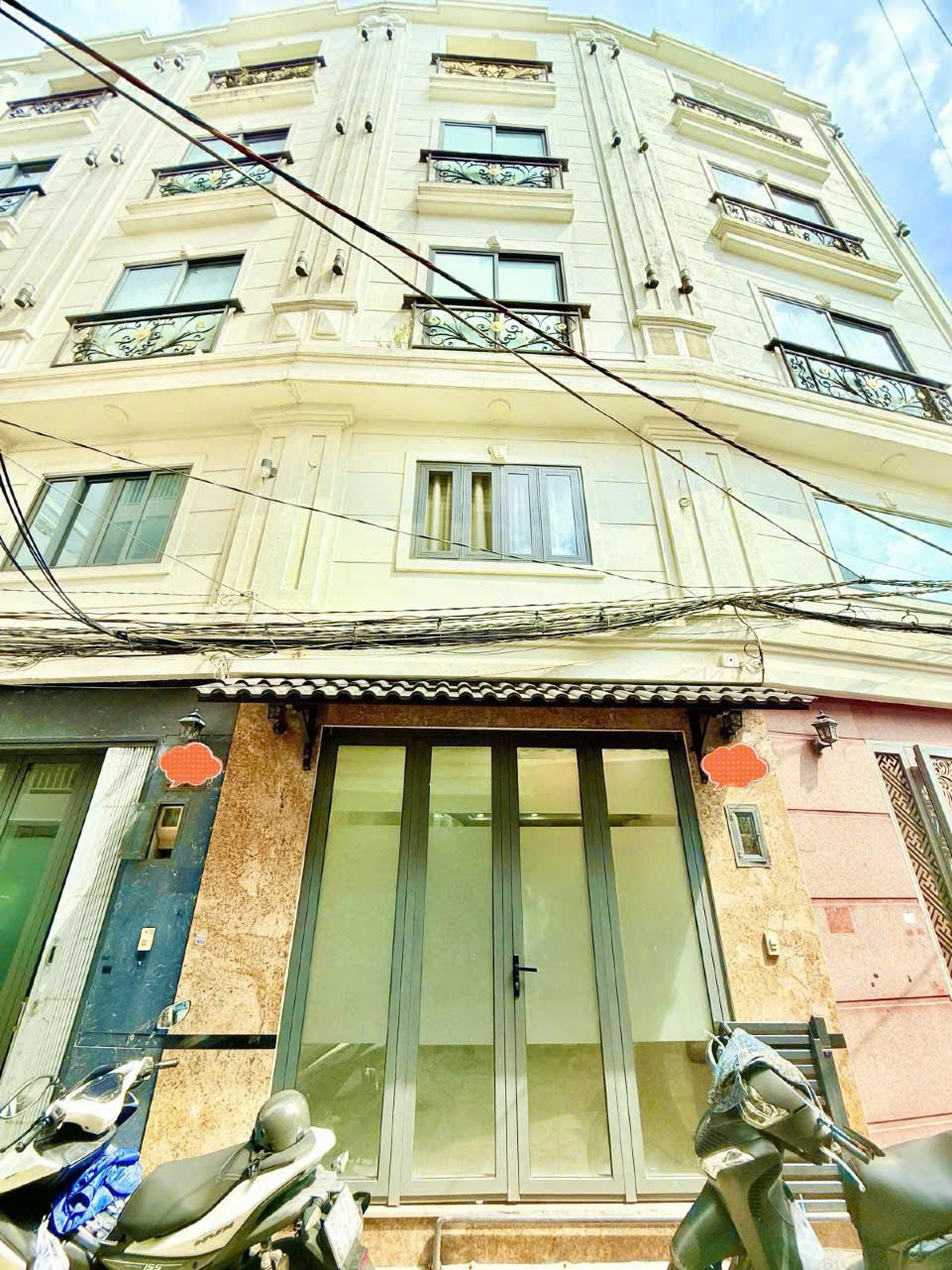 z6997505743255_1c47d9a32619fec2209fd5f68d16c3ef