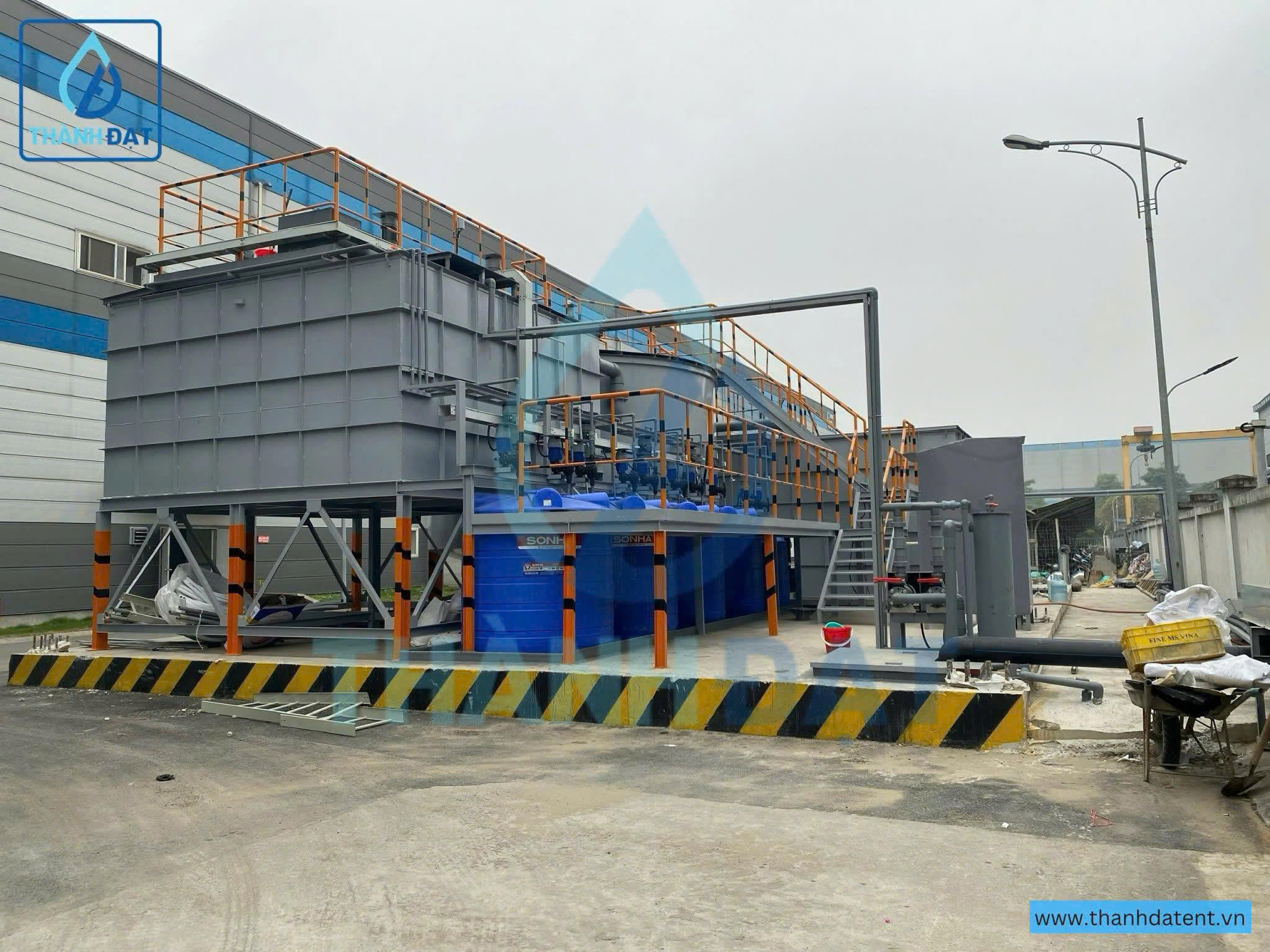 z6999629715290_ff89759a6ced3e4665743bfdb8269258