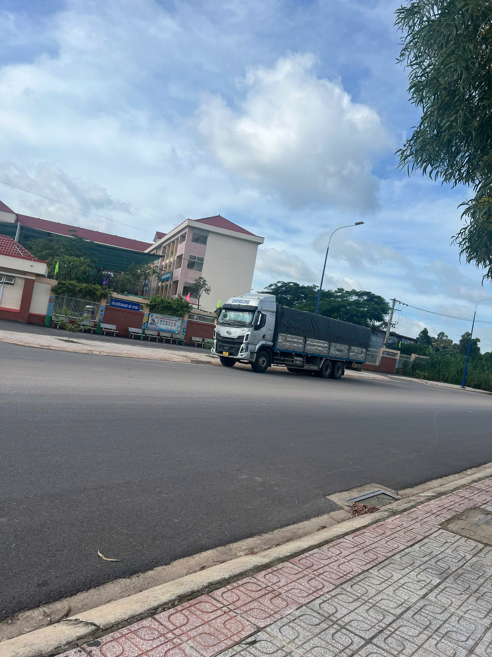 z7000772068966_c4c1158a784103570eeeb0997ab2279f