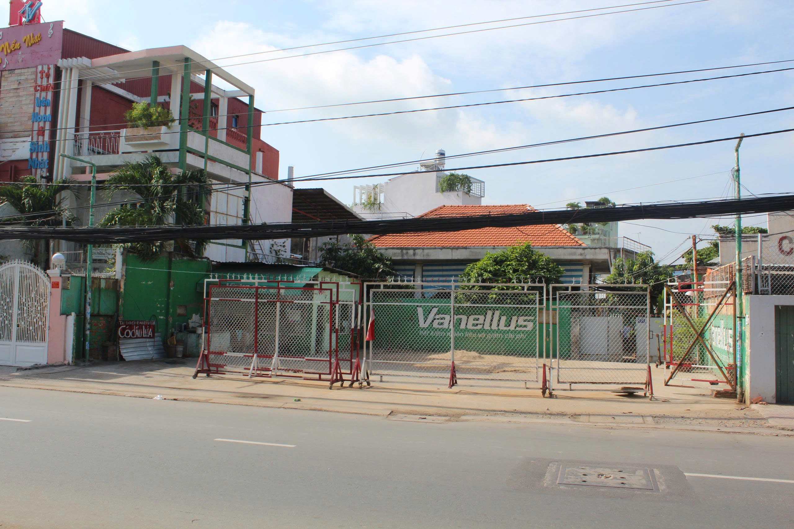 z7002912476582_f296dc213911ae8d69d9f7022c09795b