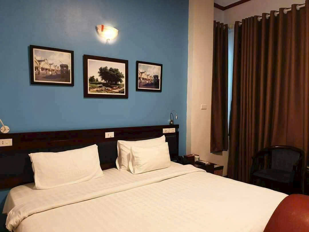 z7002968787815_be770dd38c3fbb245bd863146306ffdb