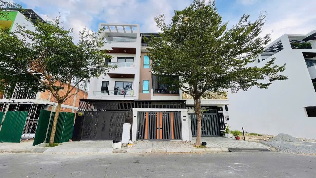 z7003328132607_4e098e7f9beab50139faff12ec44dab2