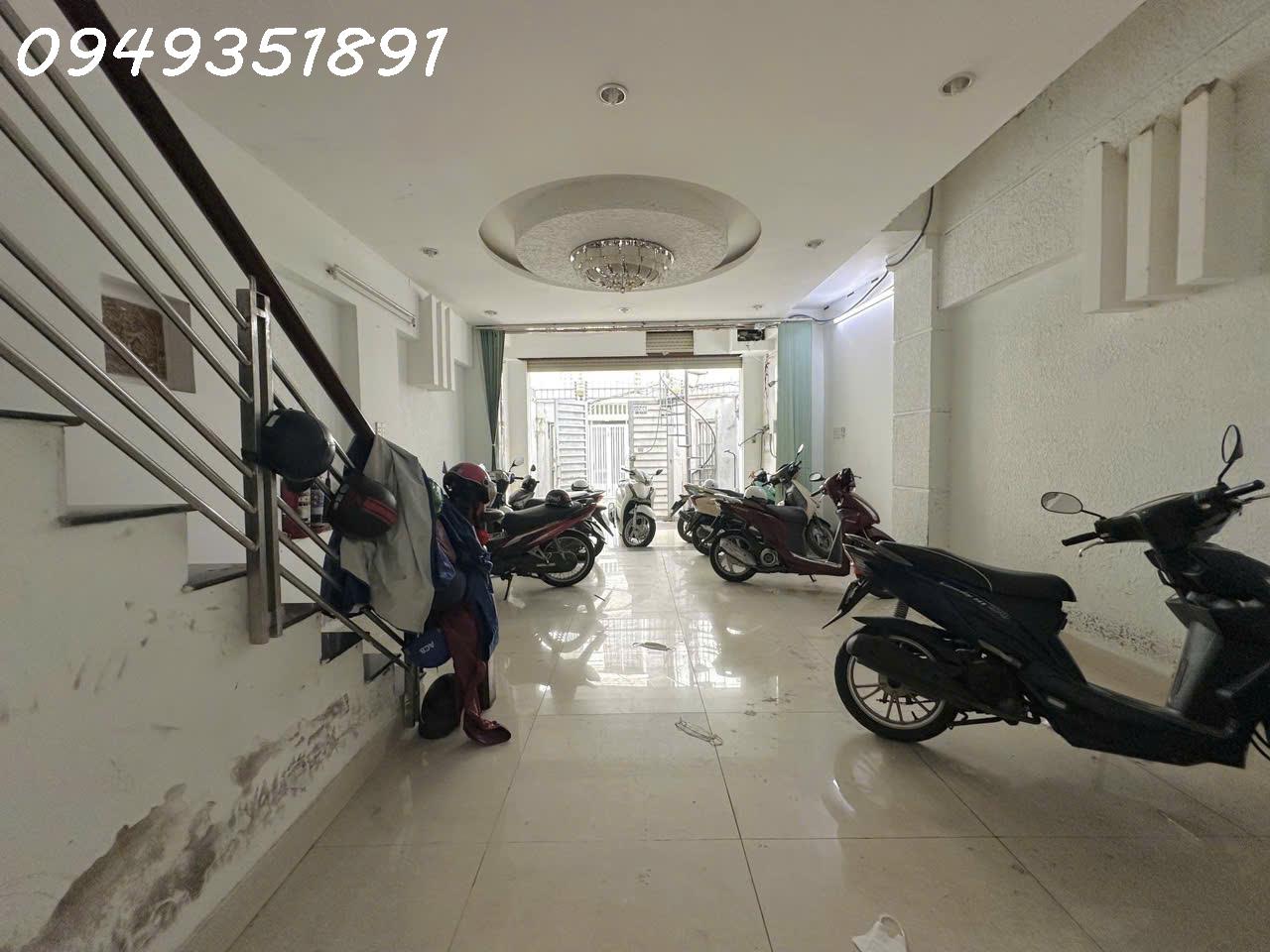 z7011280218057_66696f68ff28b3b9aaf9f8e0934f556d