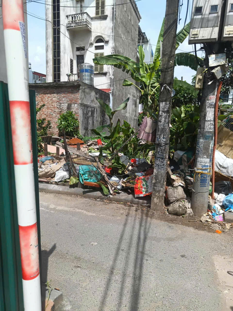 z7011544704486_98d1a9524e775ac205318a2190bfa6e4