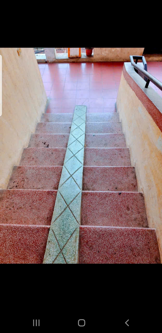 z7012890415395_8f294f4abb241eeded2e1159fcf20185