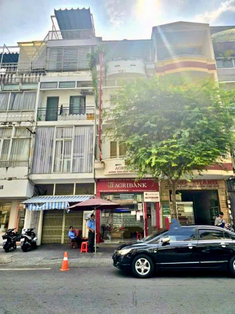 z7013039430925_db73251d12198708779863b014c21af3